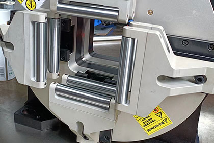 激光卡盤(pán)廠家為您淺析激光切割氣動(dòng)雙動(dòng)卡盤(pán)的概況